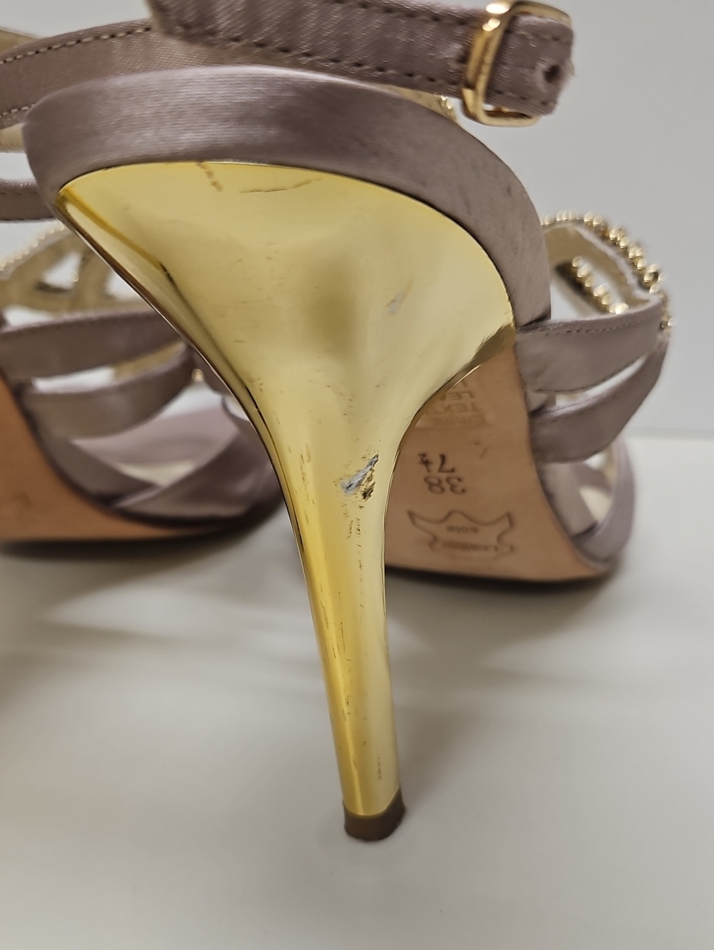 BCBGMAXAZRIA Heels - Picture 13 of 14